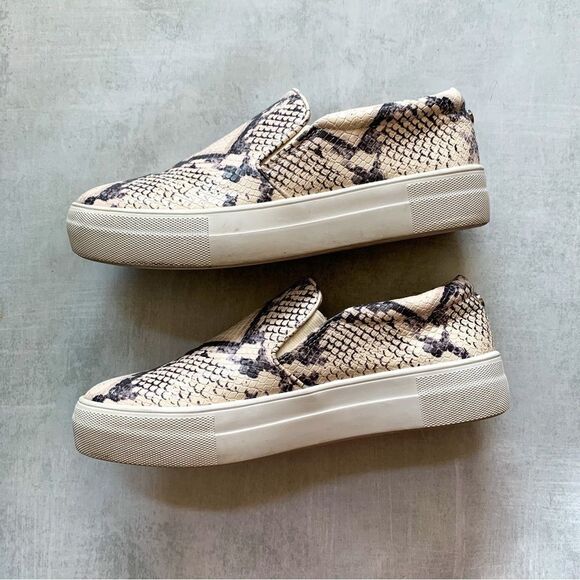 Steve Madden Gills Beige Snake Platform Slip on Sneakers - Picture 3 of 6